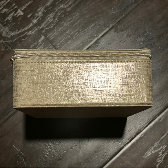 💎 New! Christian Dior Prestige Gold Lame’ Monogram Storage Case - Picture 6 of 10